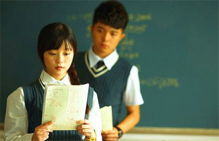 初中孩子早戀怎么辦