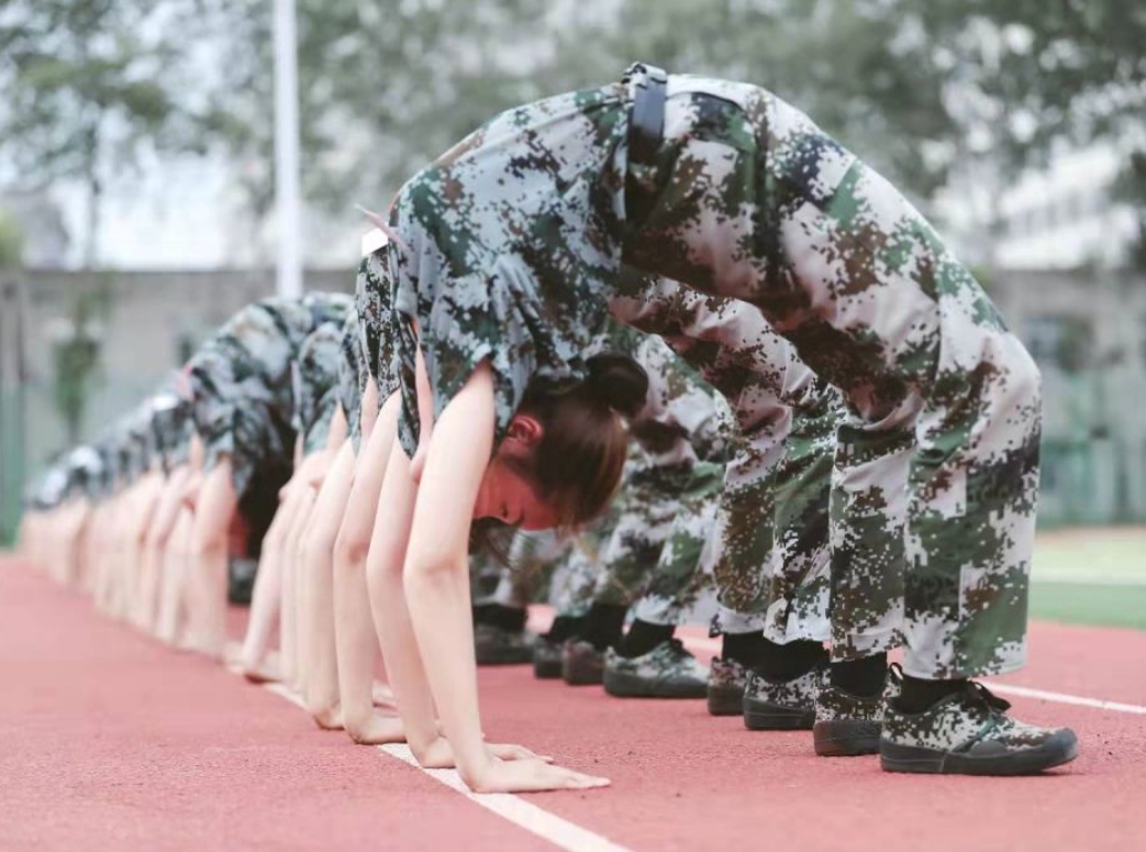 早戀孩子學校,早戀教育學校