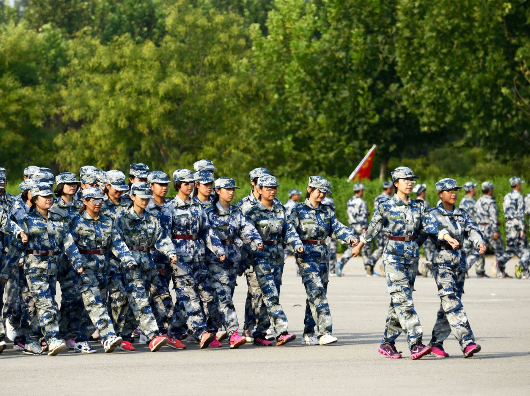 孩子叛逆期教育學(xué)校,封閉式軍事化學(xué)校