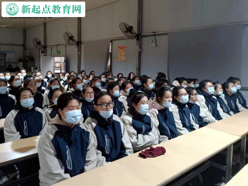 用音樂(lè)撫慰心靈，音樂(lè)治療健康課在新起點(diǎn)孩子叛逆學(xué)校開(kāi)展