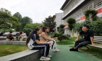 青少年心理康復(fù)學(xué)校對(duì)孩子孤僻的原因分析